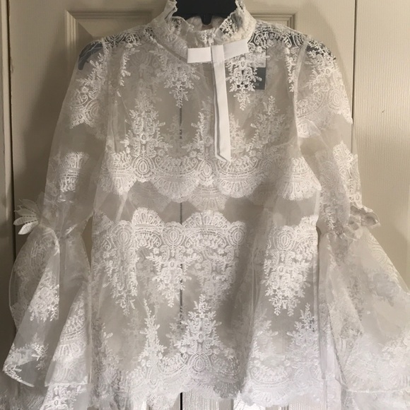 Vintage and Lace Lady Blouse - Picture 2 of 4